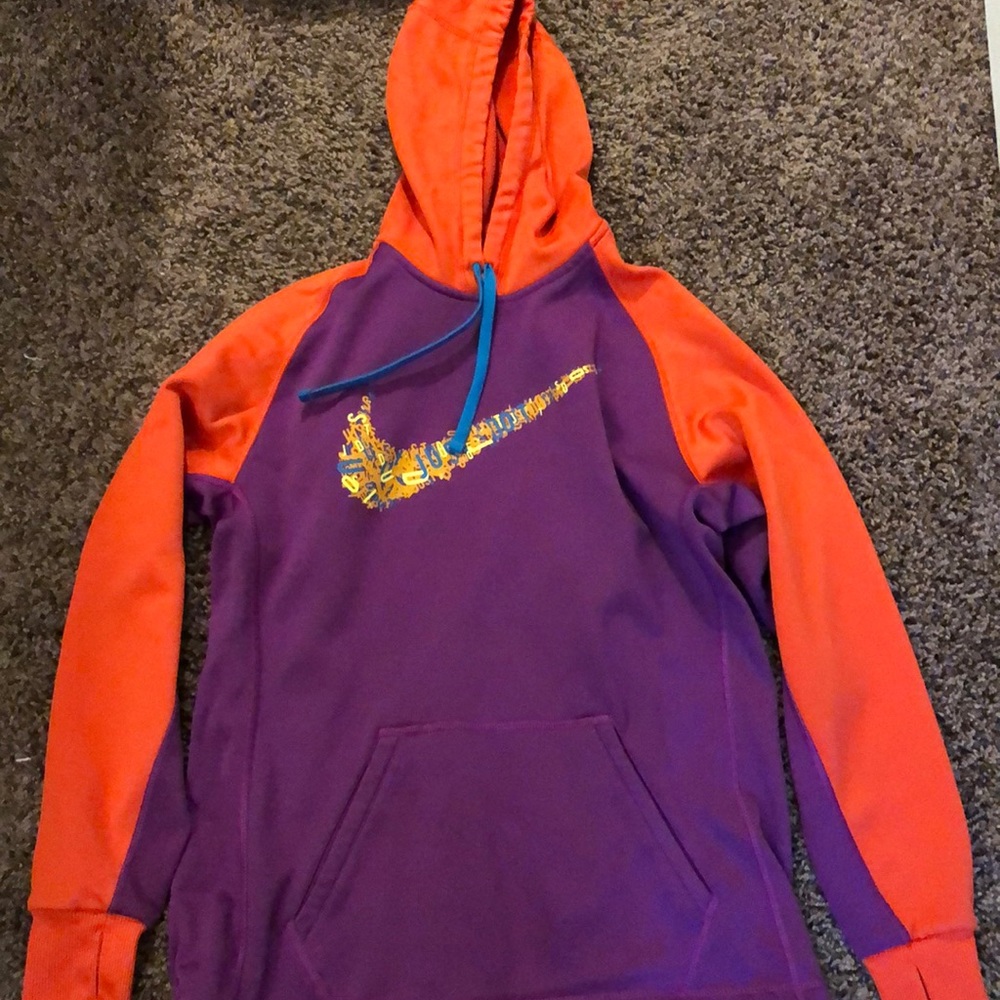 Nike sweatshirt